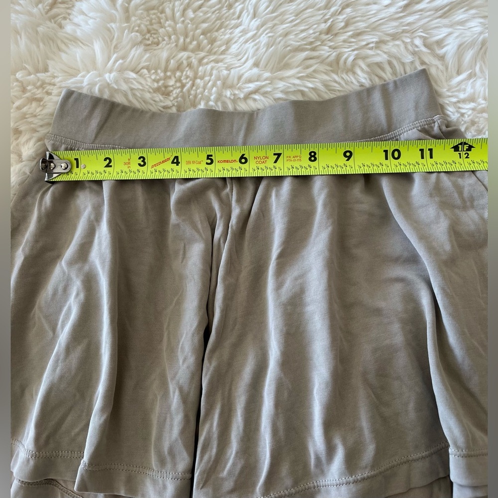 ODODOS Beige Ultra Soft High-rise Flowy Elastic Waist Lounge Shorts Size XS - Picture 5 of 5